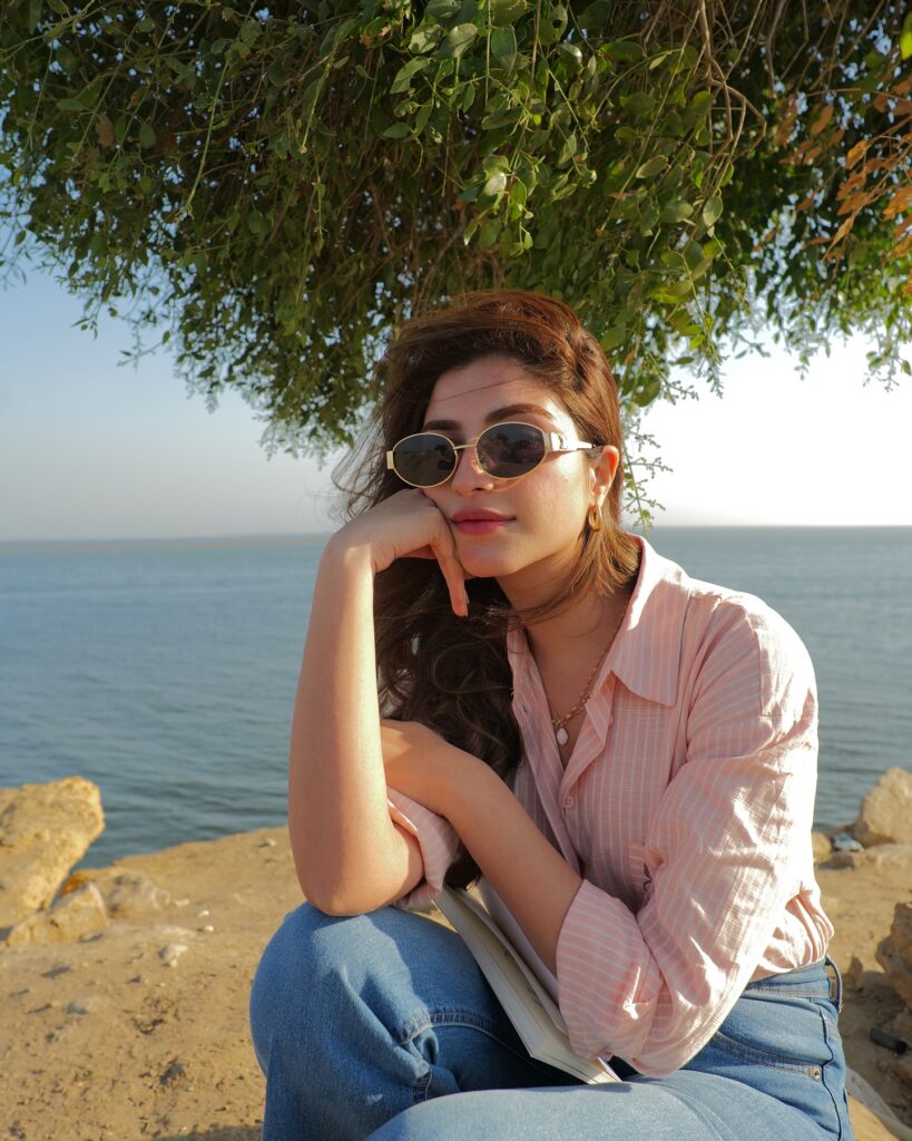 Kinza Hashmi stunning lookss