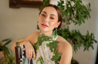 Hania Amir Star